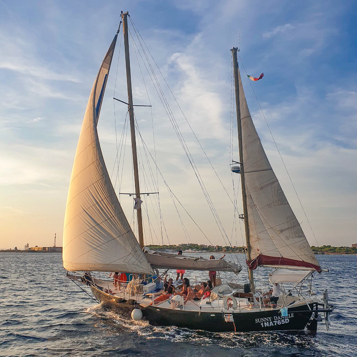 Barca a vela in navigazione